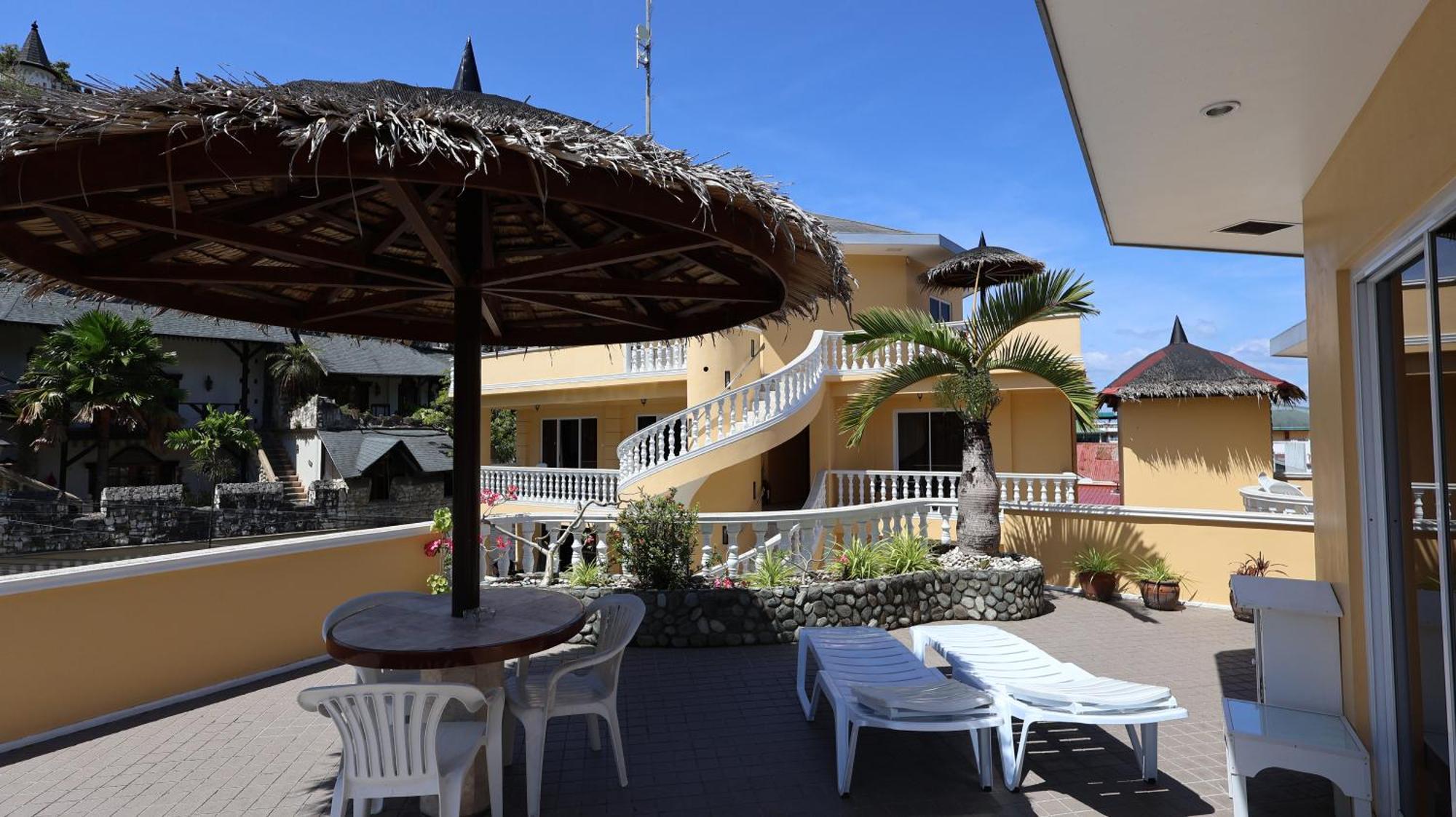 Mermaid Resort And Dive Center Puerto Galera Exterior photo