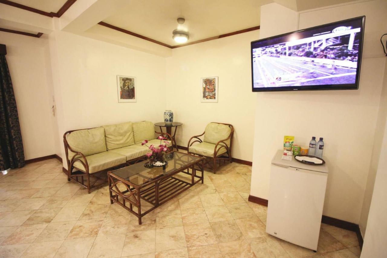 Mermaid Resort And Dive Center Puerto Galera Exterior photo